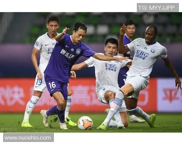 中超第11轮精彩对决天津队迎战山东好客队激情四溢的足球盛宴 中超第11轮精彩对决天津队迎战山东好客队激情四溢的足球盛宴