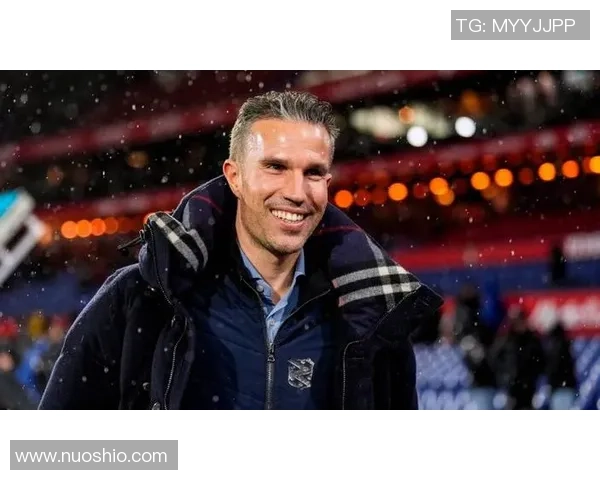 2-0,荷甲第4胜荷甲第2,32岁国米旧将国际波,范佩西率队2连胜完结 2-0,荷甲第4胜荷甲第2,32岁国米旧将国际波,范佩西率队2连胜完结